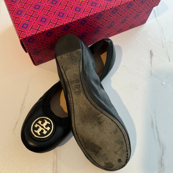 Tory Burch Caroline Flats - Black - Picture 2 of 5